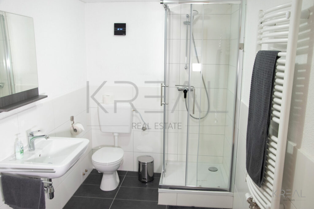 Untergeschoss - Bad I